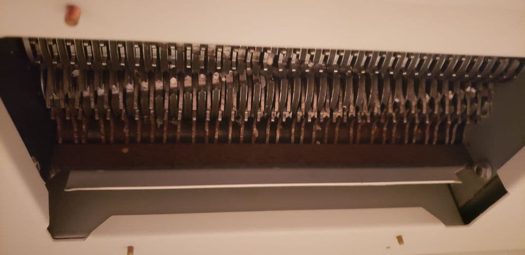 大型シュレッダー　MS SHREDDER V226C　明光商会