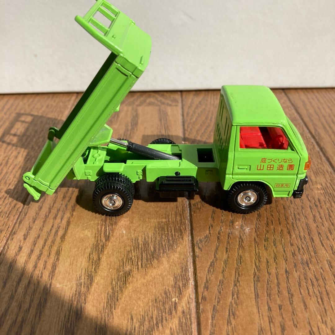 値下げトミカダンディダンプ　 三菱　CANTER 日野ダンプカー赤　2個セット