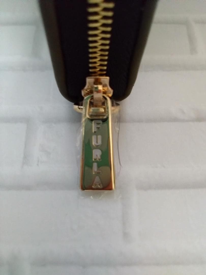 FURLAケース　ジャガード素材（アーチロゴ）