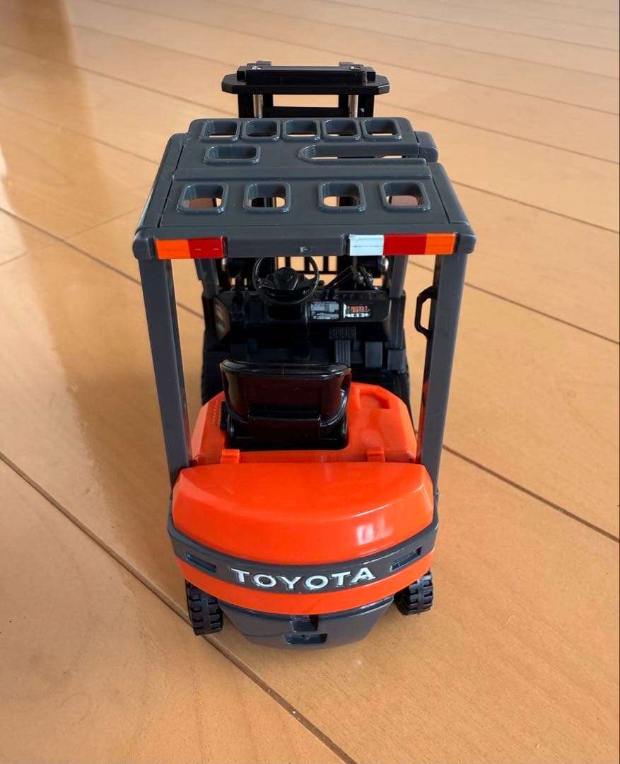 【非売品】TOYOTA L&F フォークリフト ミニカー (2セット)