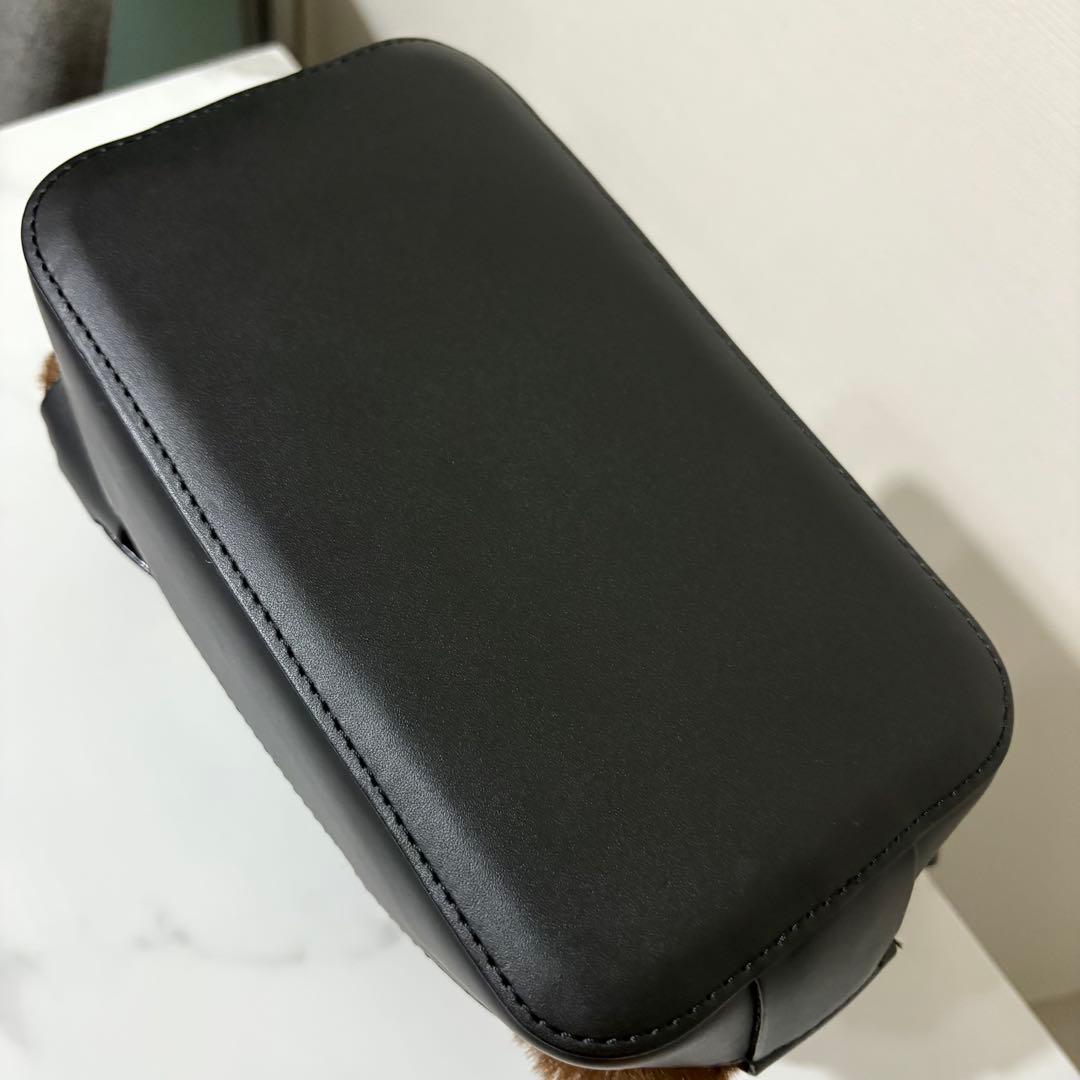 VIOLAd’ORO / レザー × エコファー メッシュハンドバッグ