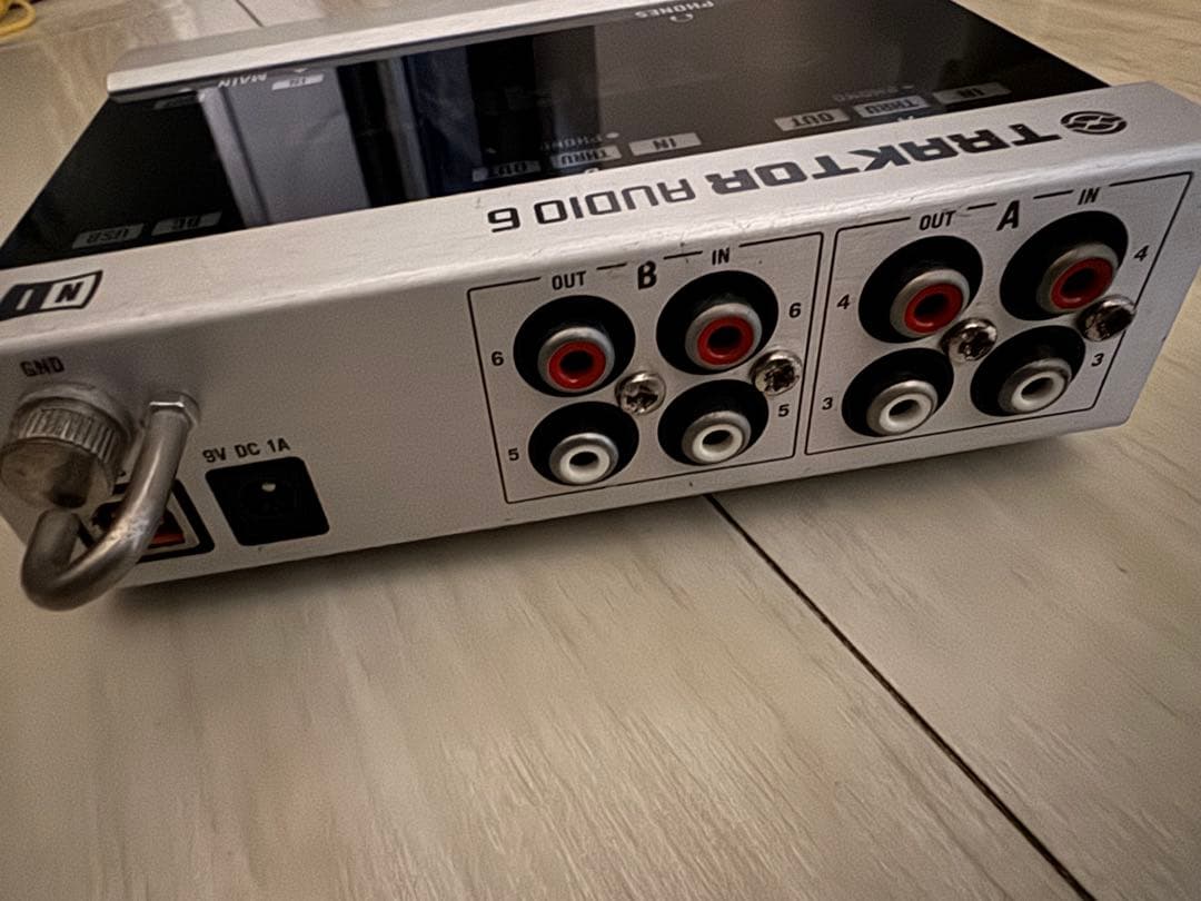 Native Instruments Traktor Audio 6 本体のみ