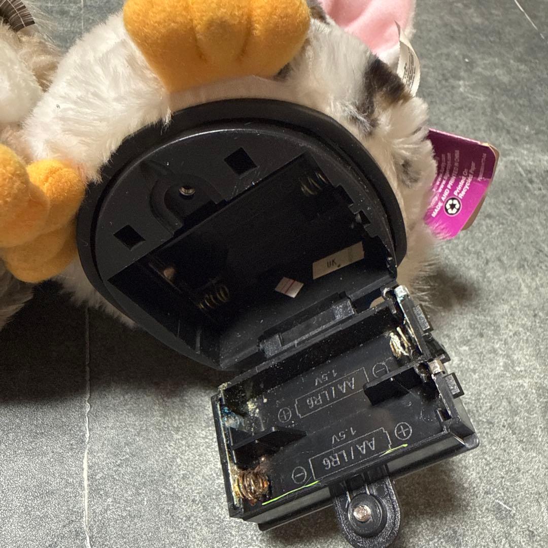 TOMY Furby ファービー ぬいぐるみ