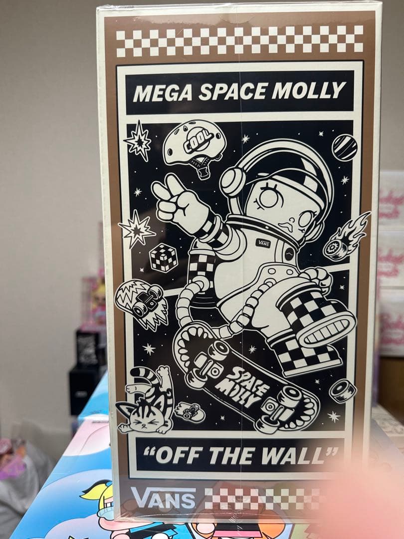 ポップマート メガコレクション メガスペースモリー 400% ヴァンズ