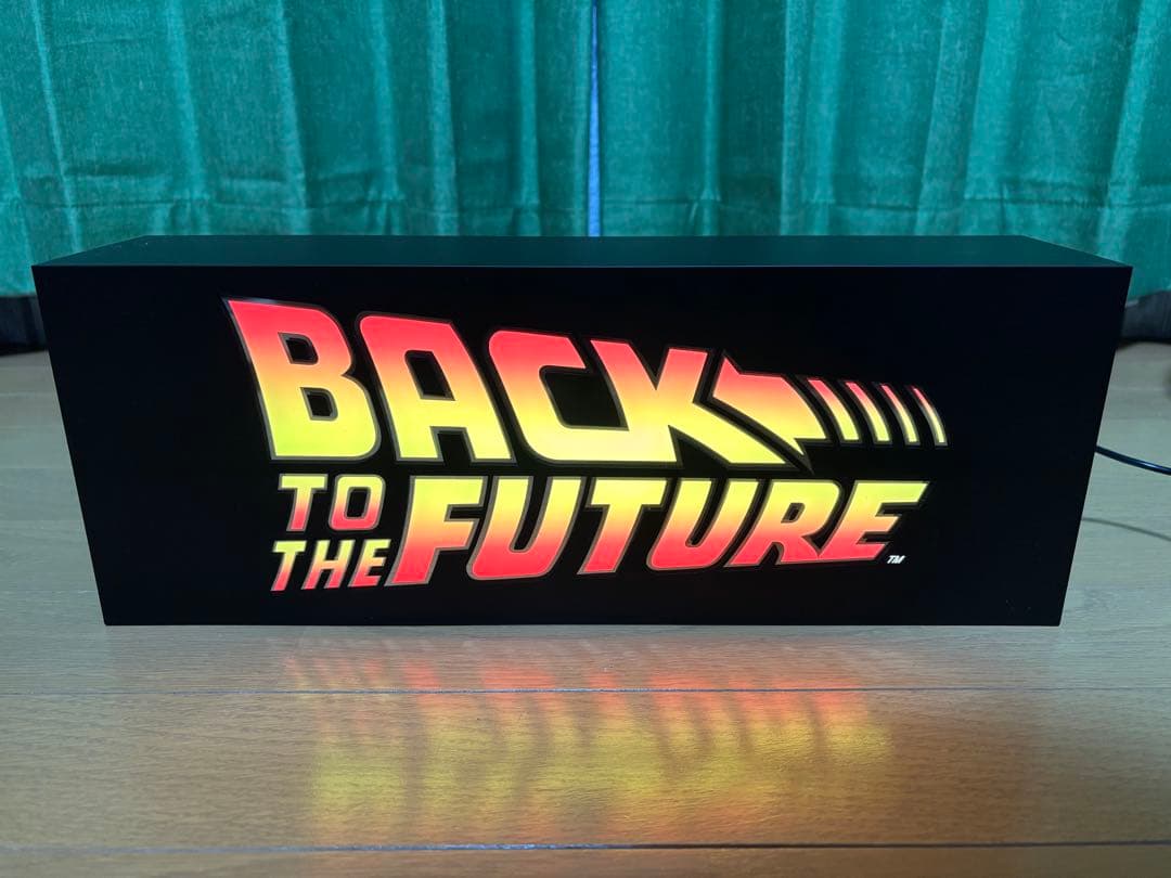 バックトゥザフューチャー　ライトボックス　ホットトイズ