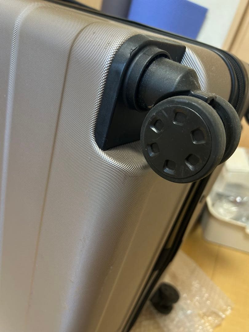 無印　キャリーケース　バーを自由に調節できる　ハードキャリーケース（１０５Ｌ）