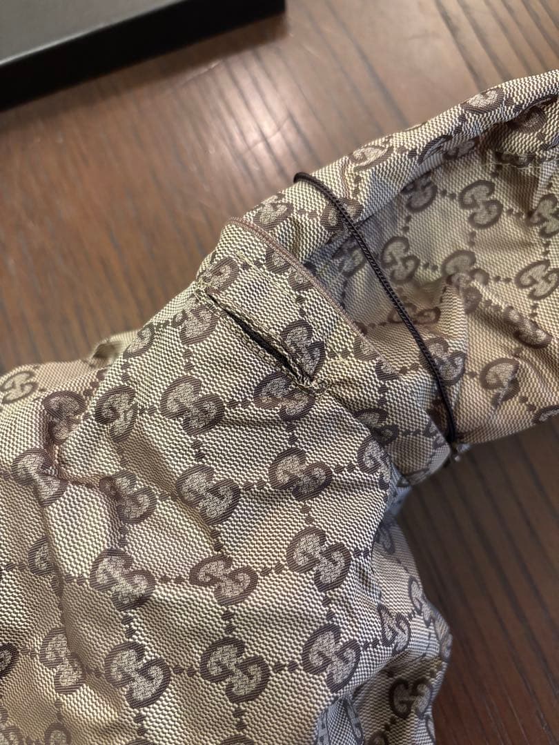 GUCCI フード付き犬用ウェア小型犬用