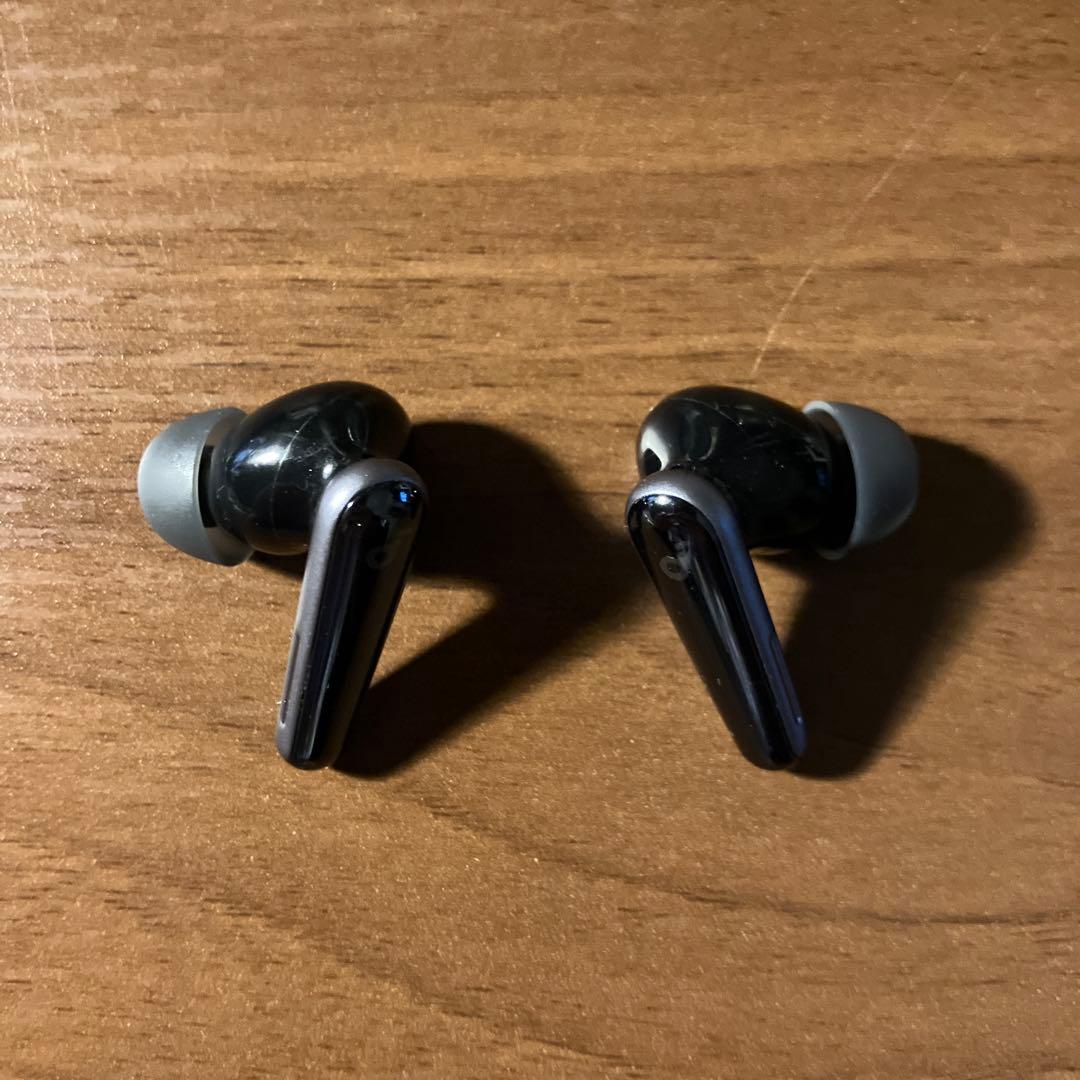 anker Liverty5 ケースなし