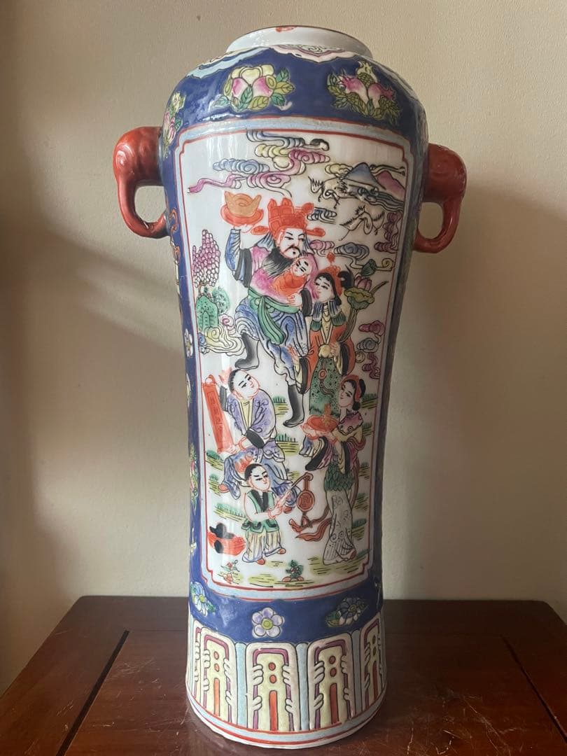 中国武神の図が描かれた双耳付きの人物花瓶 大清同治年製古董品 美術品