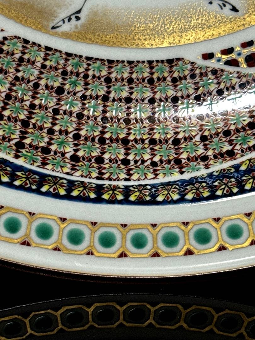 最優品 九谷焼 名人 武腰敏昭 作 色絵小紋蝶図 大皿 飾皿 桐共箱付 日展作家