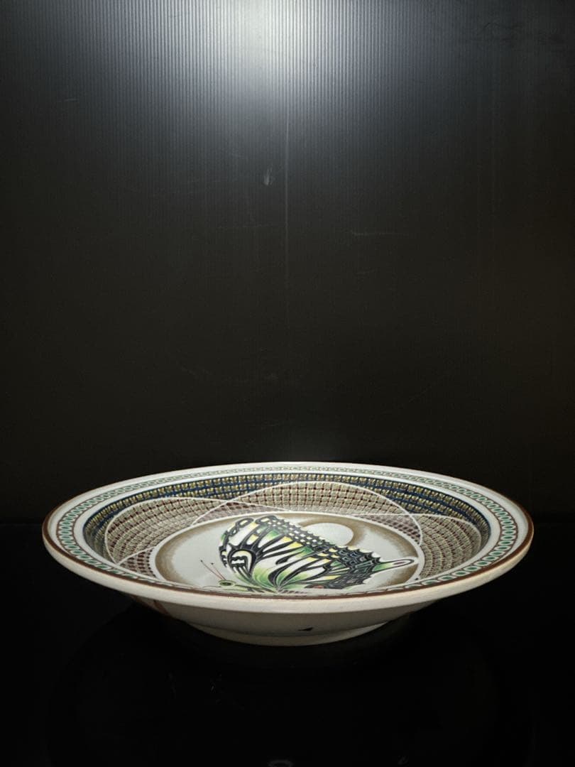 最優品 九谷焼 名人 武腰敏昭 作 色絵小紋蝶図 大皿 飾皿 桐共箱付 日展作家