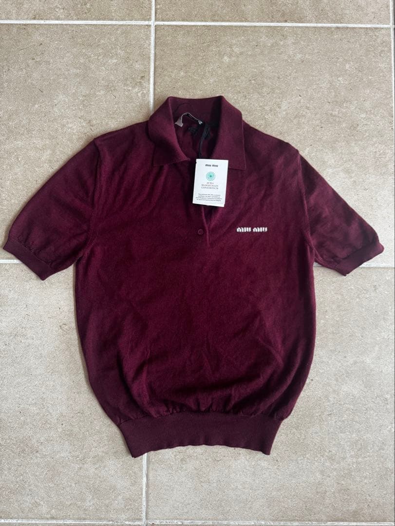 miu miu バーガンディ ニット　ポロシャツ