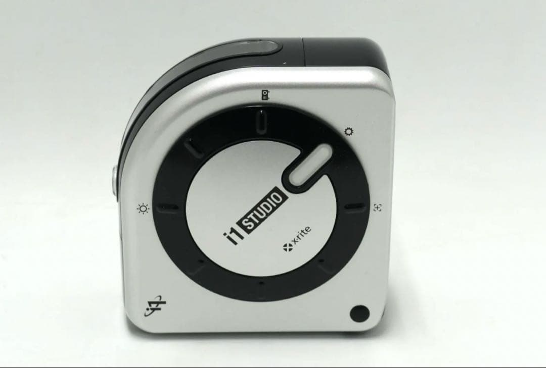 X-rite i1 STUDIO　カラーマネージメントツール