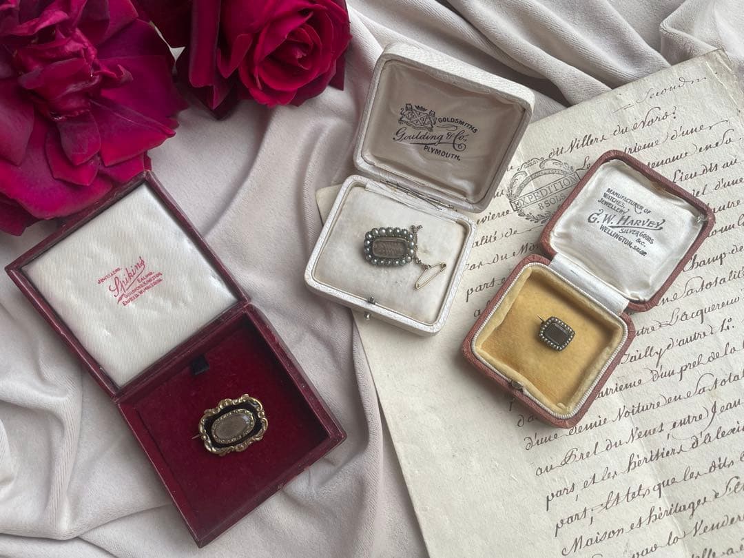 アンティーク モーニングジュエリー ブローチ イギリス