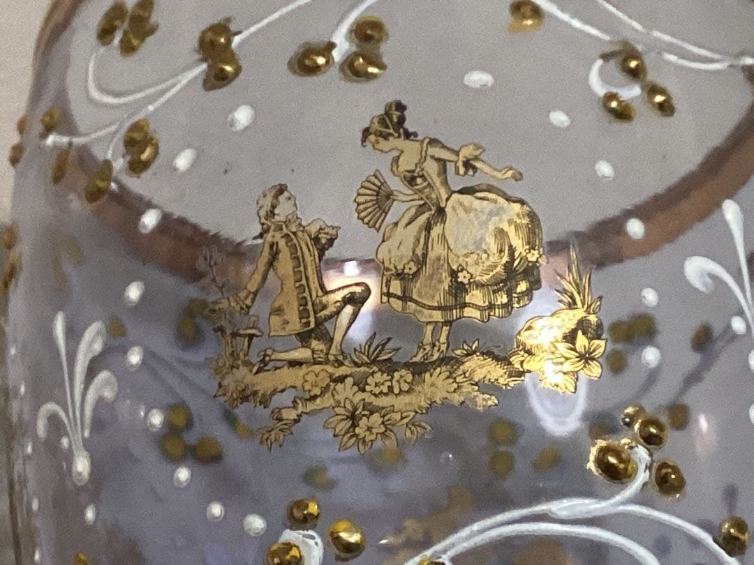 ヴィンテージ　リモージュワイングラス　金粒　紫色の高脚グラス 金色装飾　希少品