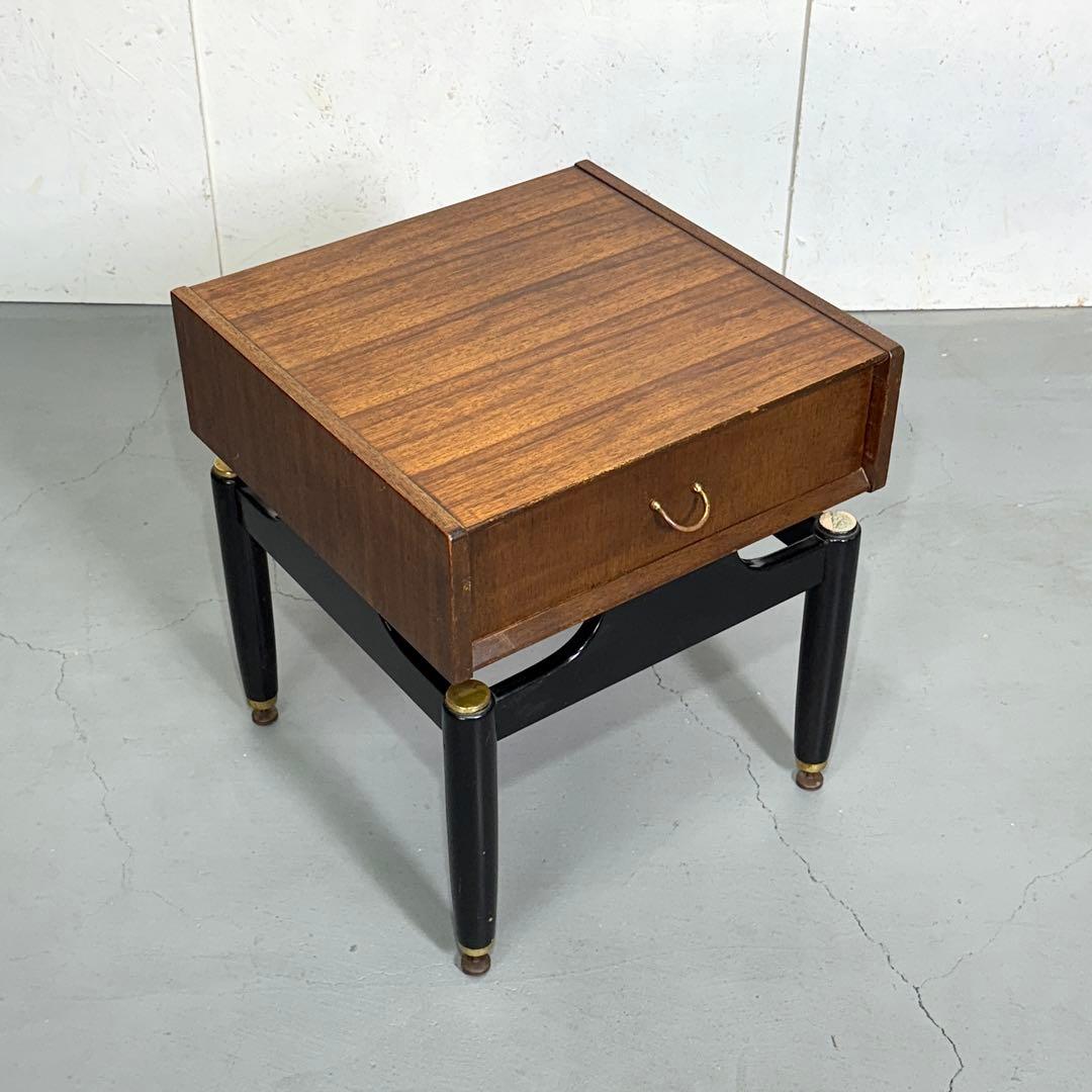 G-PLAN ベッドサイドキャビネット ナイトテーブル(301)