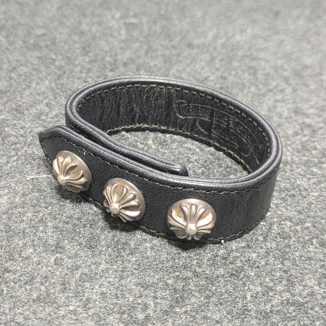 クロムハーツ CHROME HEARTS 3ボタン レザー ブレスレット