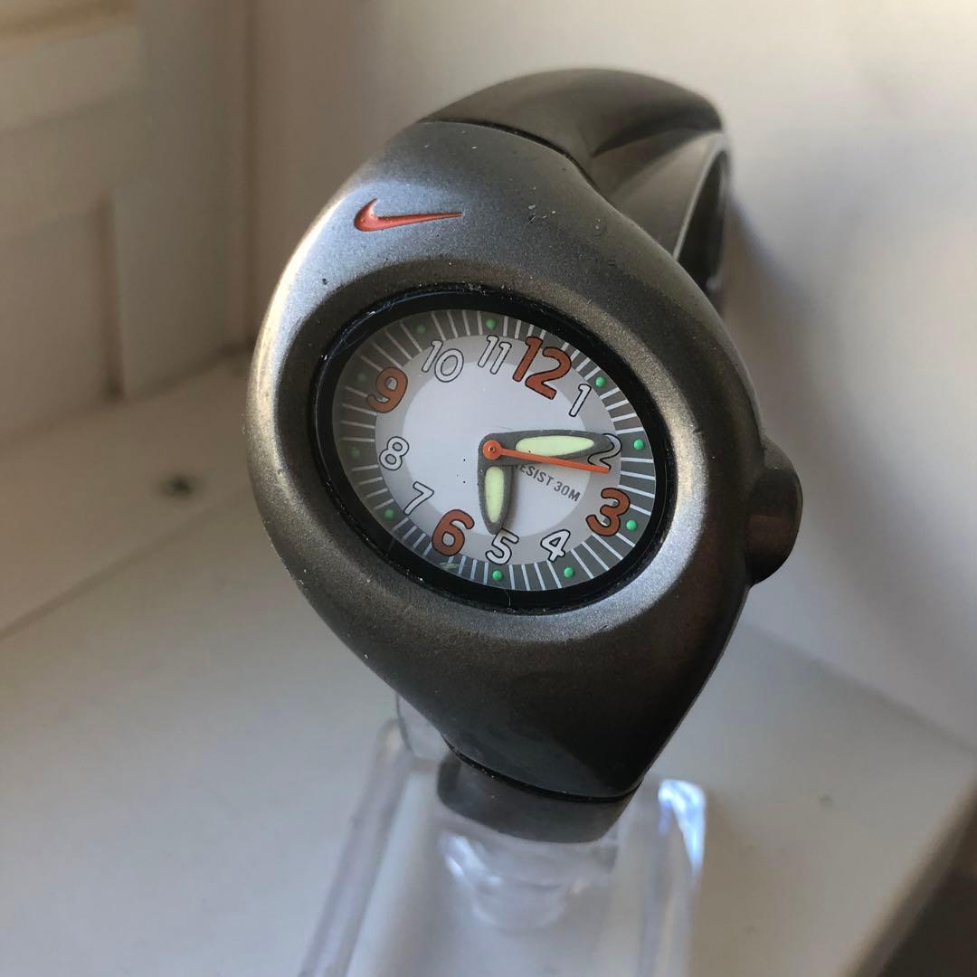 Nike アナログ時計 ラバーベルト