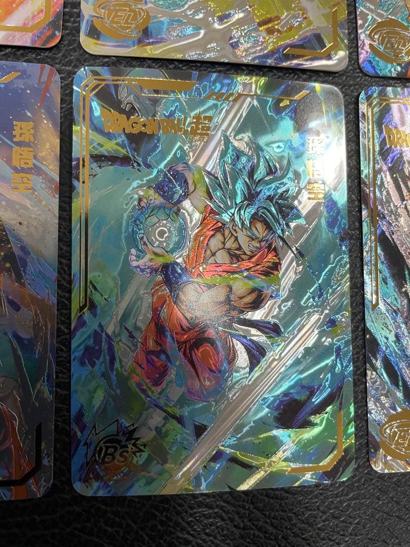 ④超サイヤ人ゴッド、ブルー孫悟空　6枚　海外版　ヒストリーオブドラゴンボール