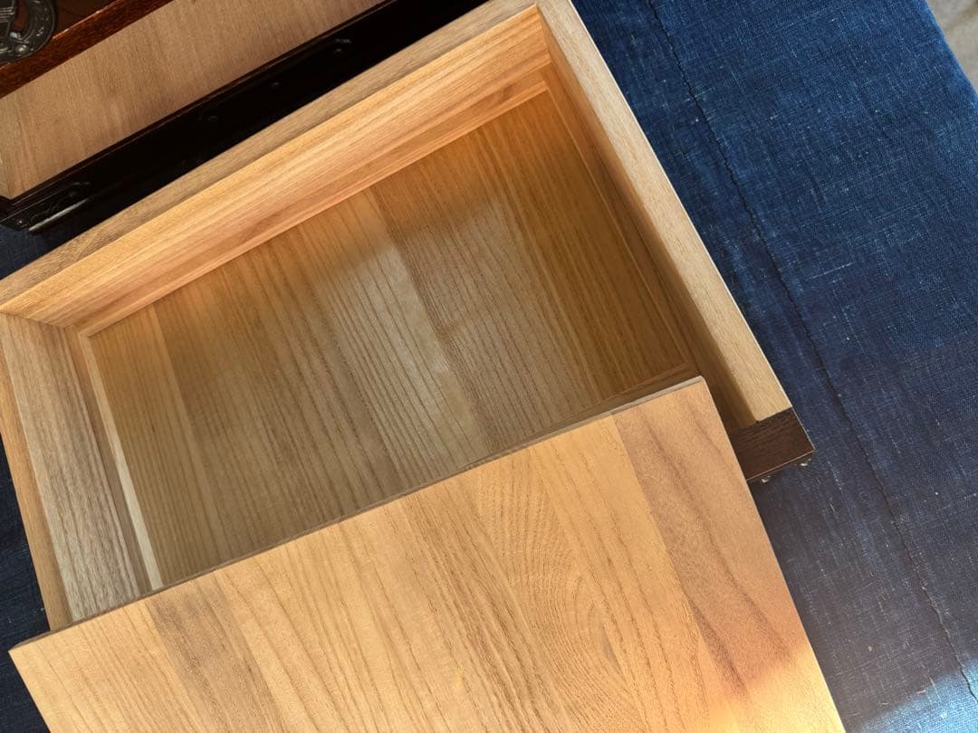 岩谷堂箪笥　小箪笥 皇室御用達工房 和家具 欅