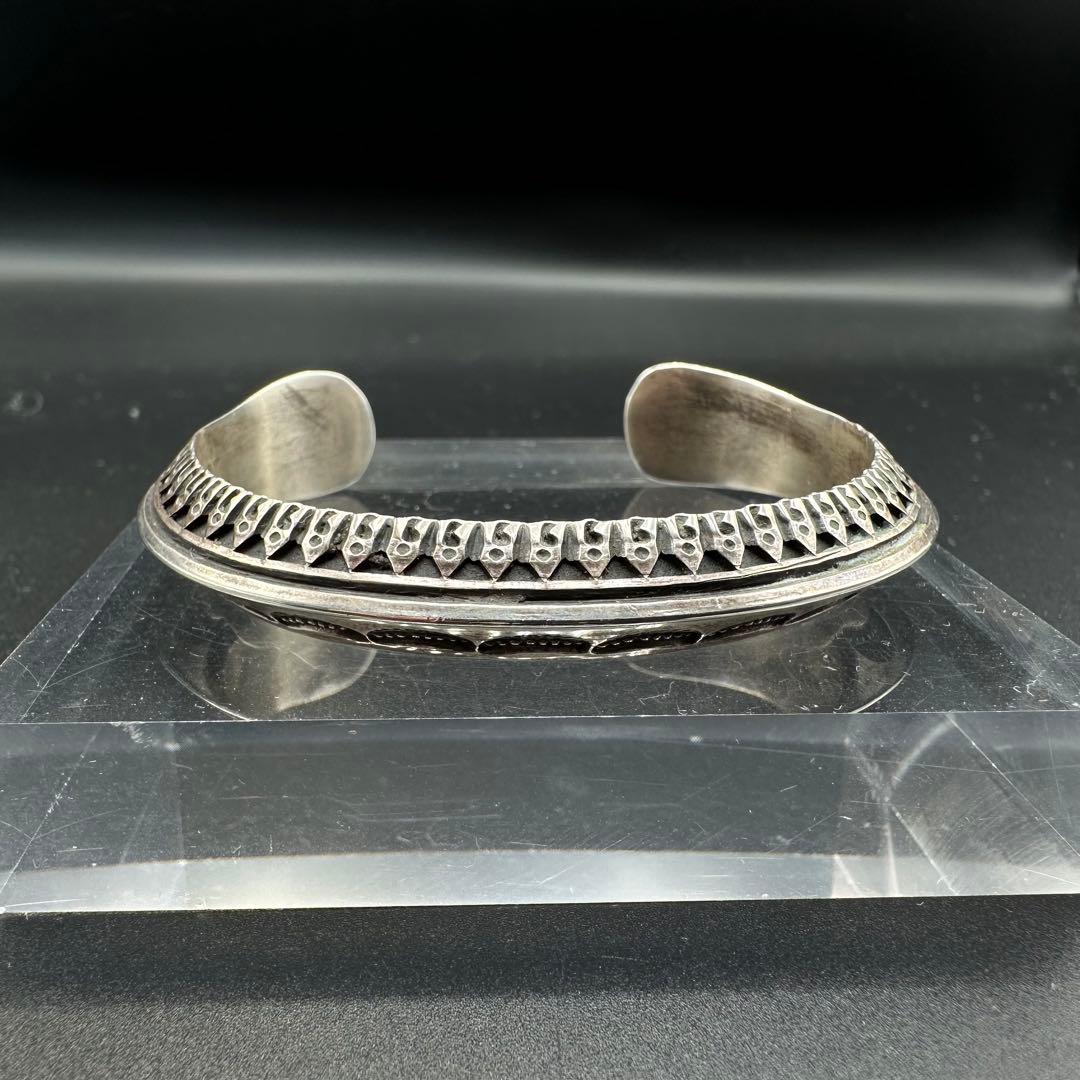 Navajo Lyle Secatero スタンプワーク トライアングルバングル