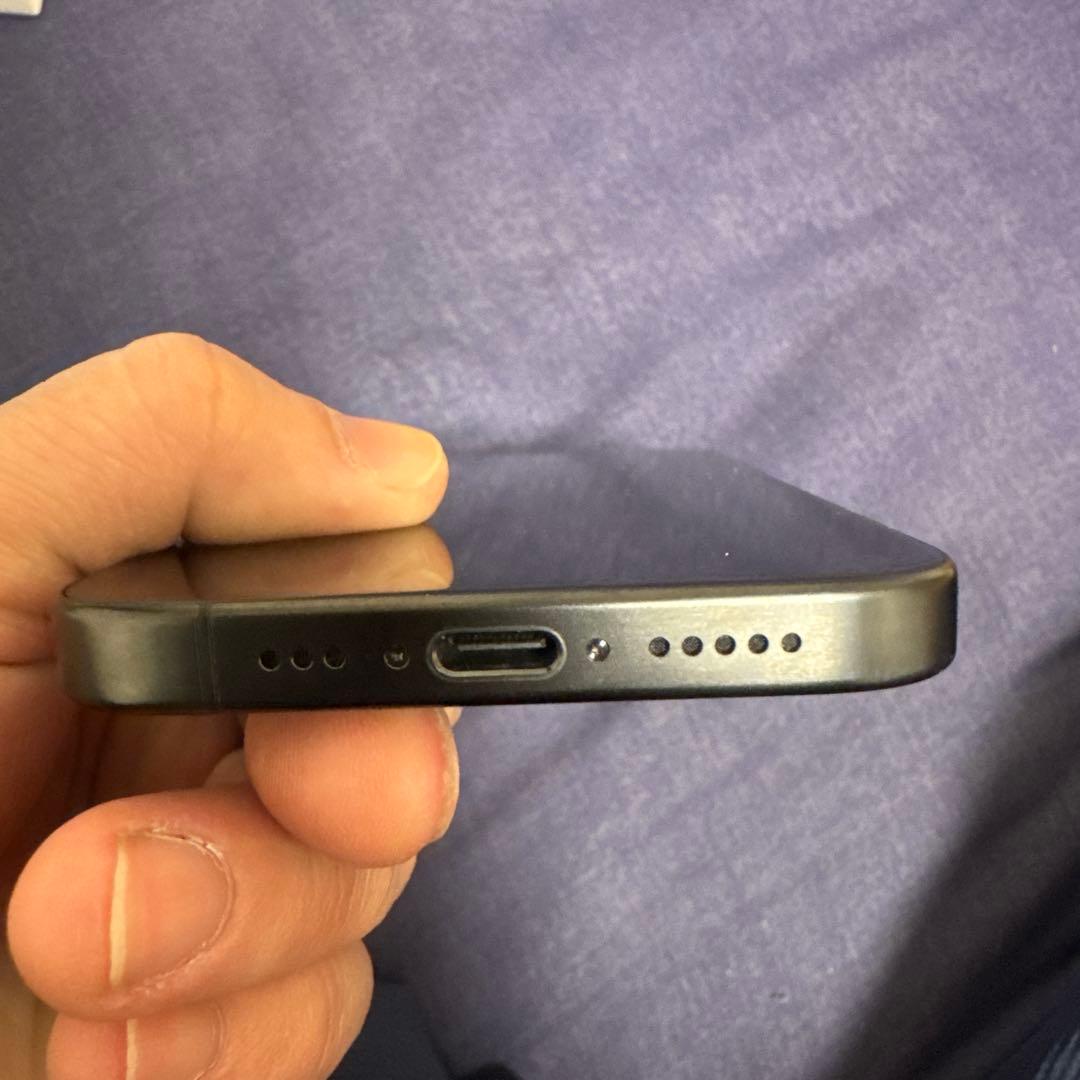 携帯電話本体 iPhone15Pro256GB