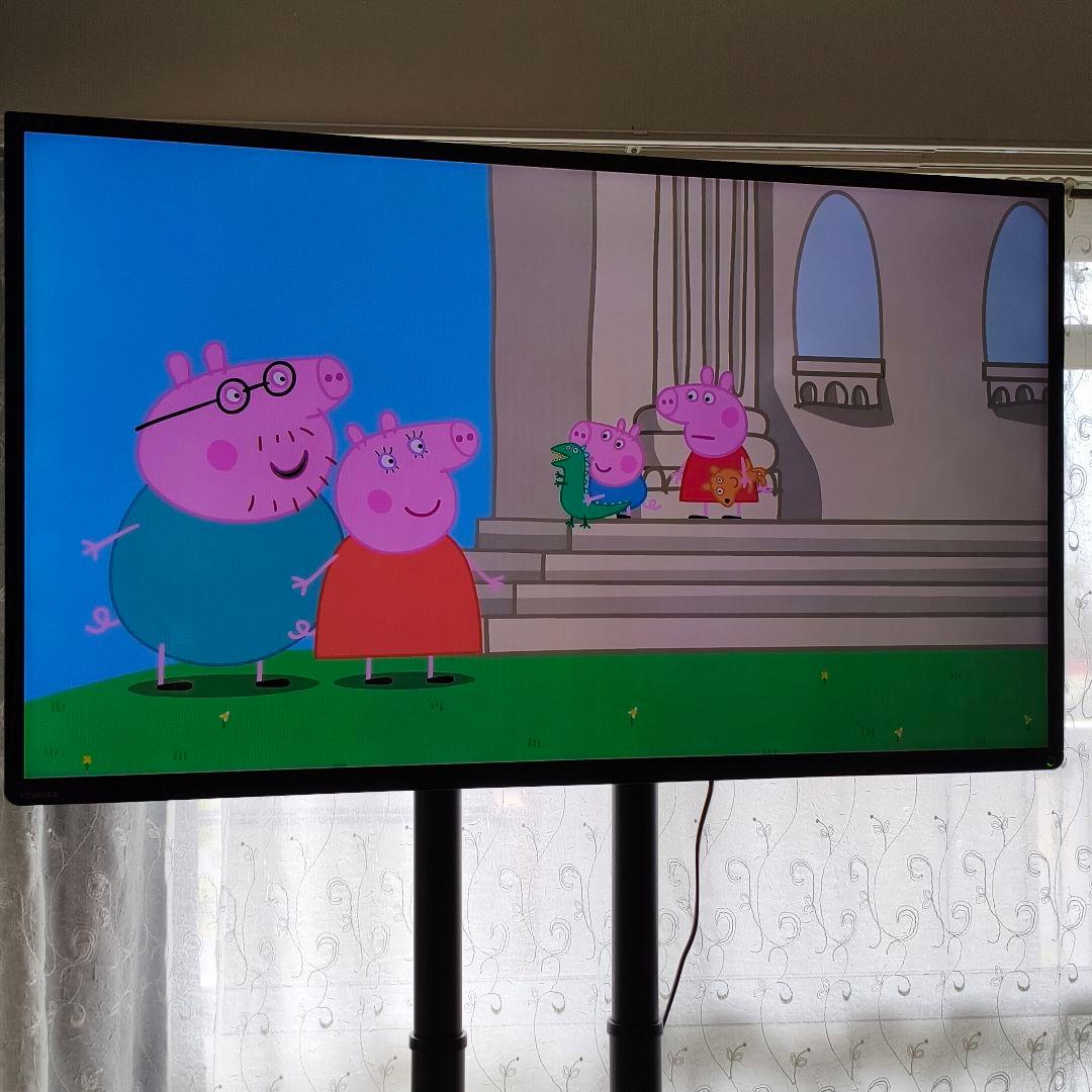 液晶テレビ 大画面 東芝 レグザ REGZA 42\" スマートTV　送料込み