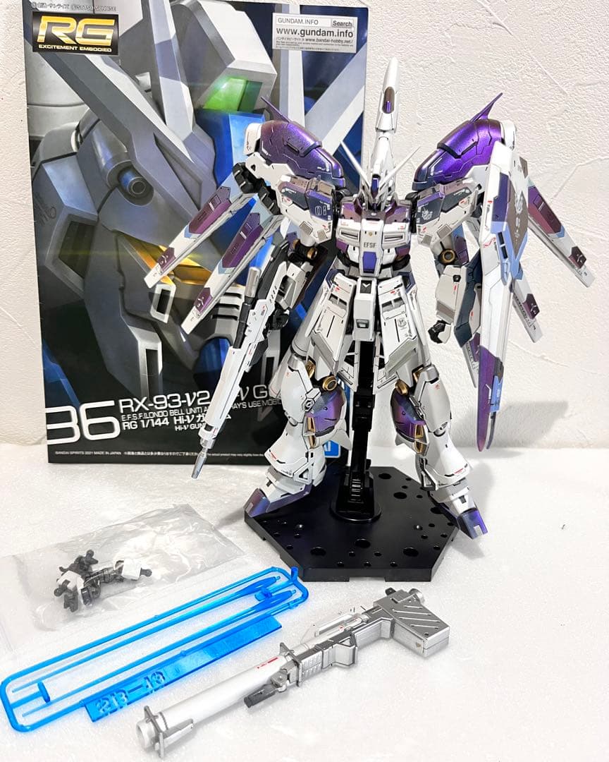 RG Hi-νガンダム ハイニューガンダム　全塗装　完成品