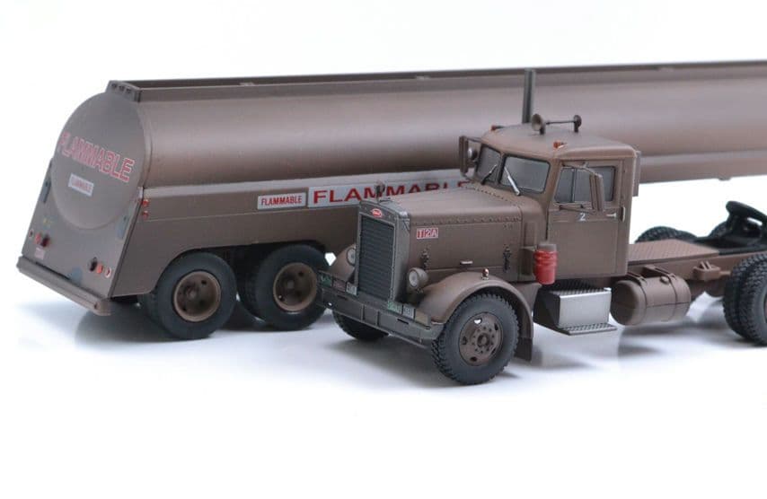 1955 ピータービルト　281 ニードルノーズ 　ウィズ　タンカー　\"激突!\"