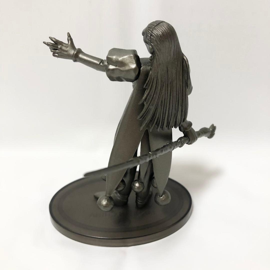 【匿名配送】超レア！シークレットあり！ドラクエ8 キャラクター フィギュア 4体