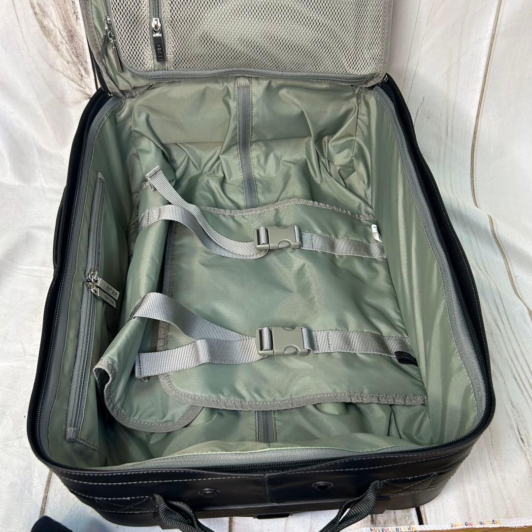 【美品✨】防水 BREE ブリー　スーツケース　キャリーケース機内持込サイズ