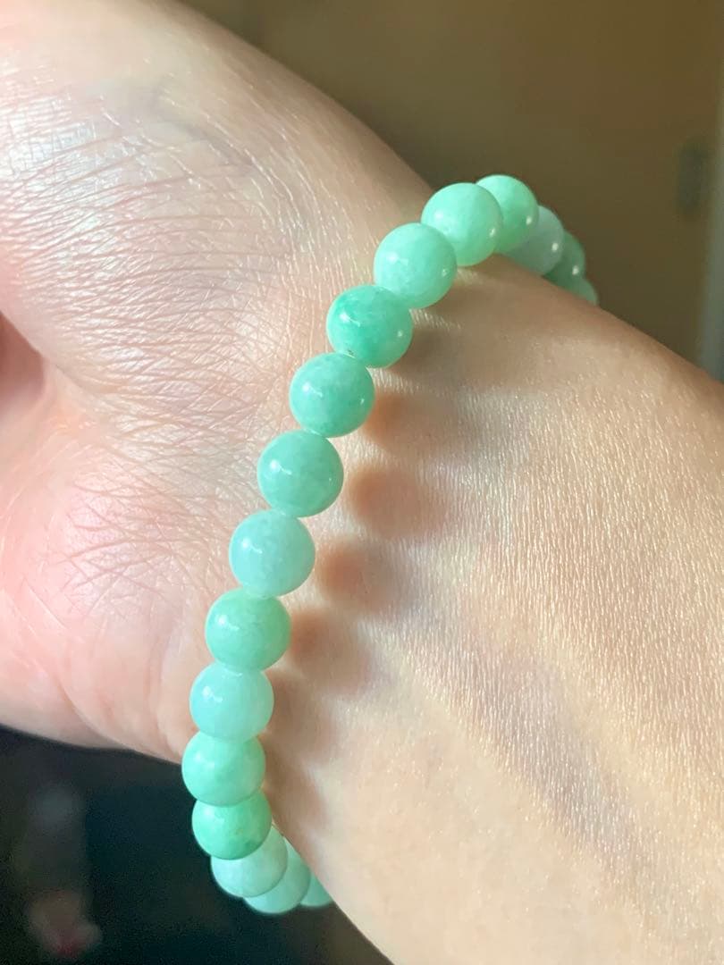 宝石質　糸魚川本翡翠ブレスレット　上質ひすい　ヒスイ　翡翠　ヒーリング　コン沢
