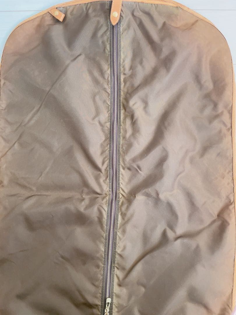 LOUISVUITTONスーツ/ガーメントケース⭐︎