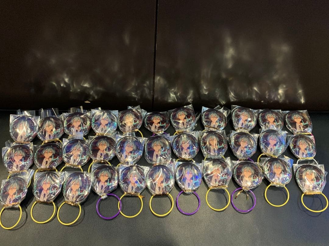 新品未使用 悠33枚セット アイナナ アイドリッシュセブン ホログラム缶バッジ