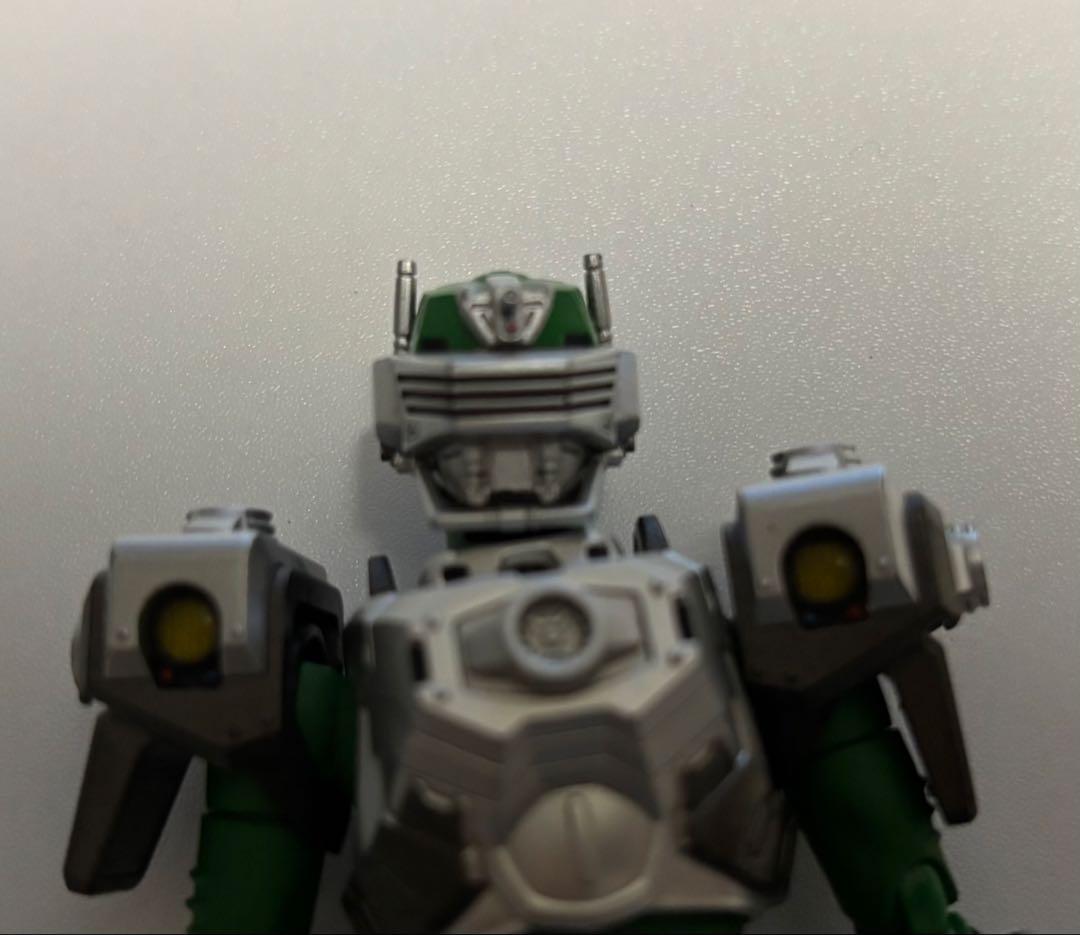 s.h.figuarts 仮面ライダー龍騎&ナイト&王蛇&ゾルダセット