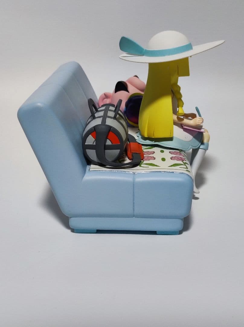 オルゴール リーリエ ＆ コスモッグ ピッピ人形