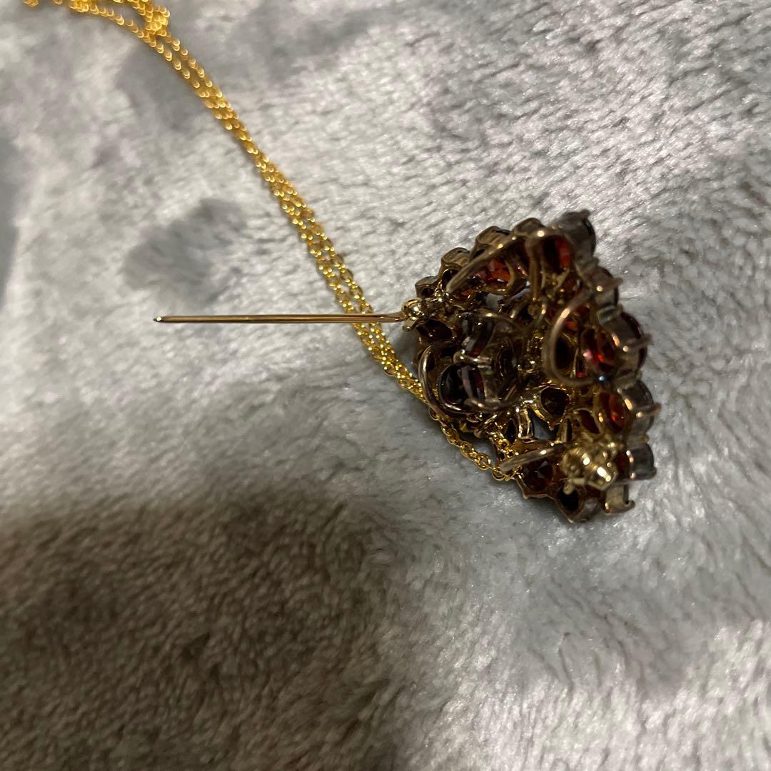 碌山　ガーネットブローチ・ペンダント
