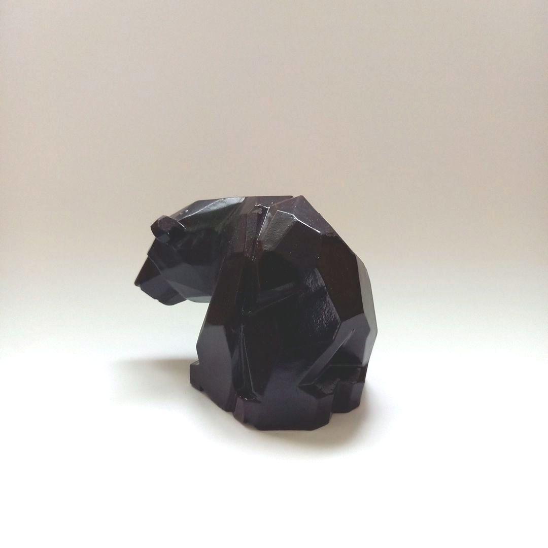 木彫りの熊　民芸　北海道土産　熊の置物　カット彫り　八雲