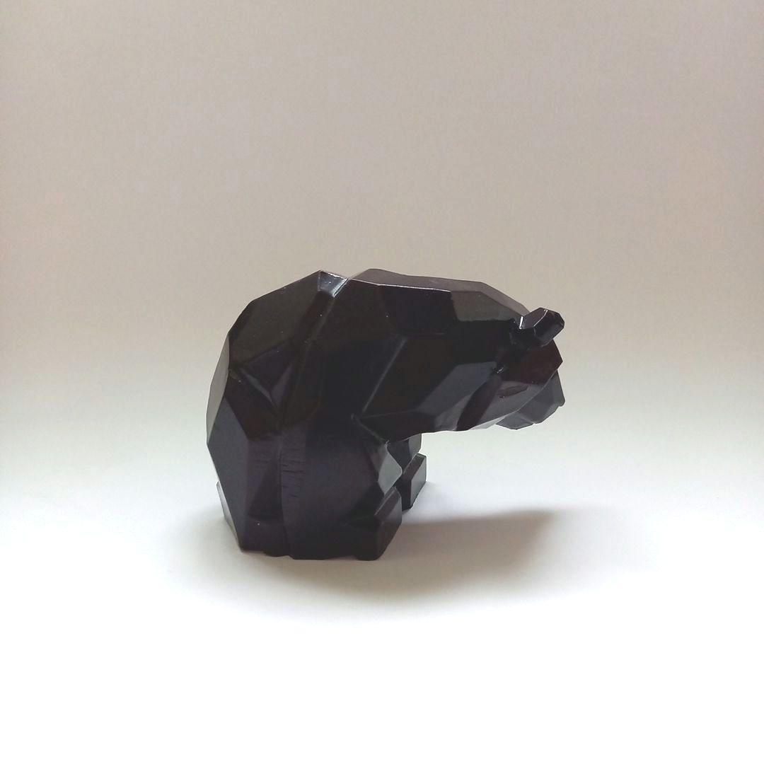 木彫りの熊　民芸　北海道土産　熊の置物　カット彫り　八雲