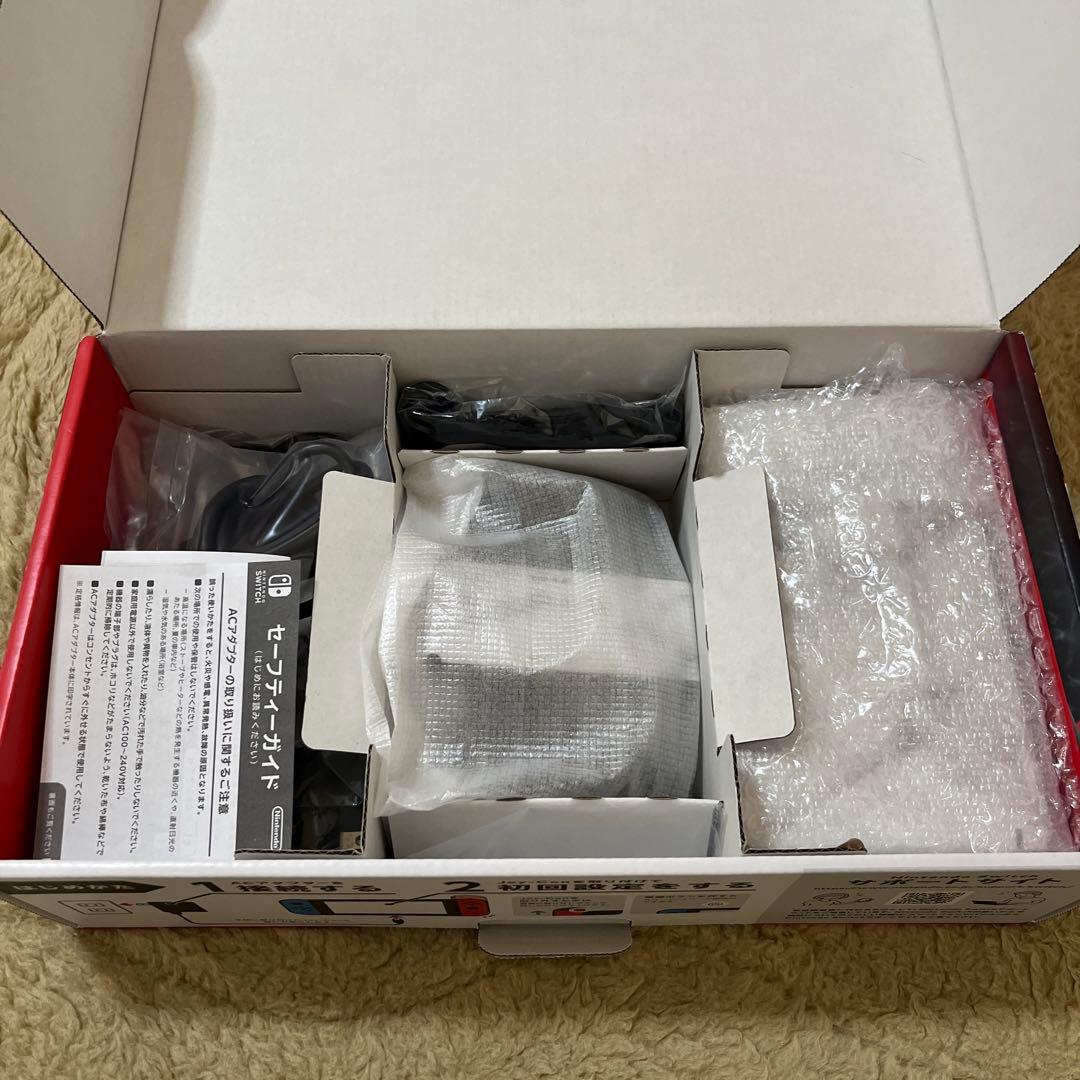 【美品・付属品完備】Nintendo Switch 本体