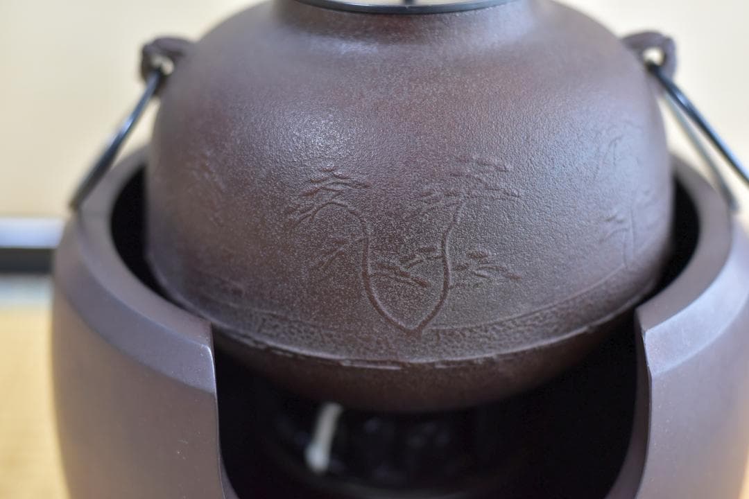 大特価風炉、茶釜、遠赤外ヒータ－敷板４点　お茶道具/囲炉裏