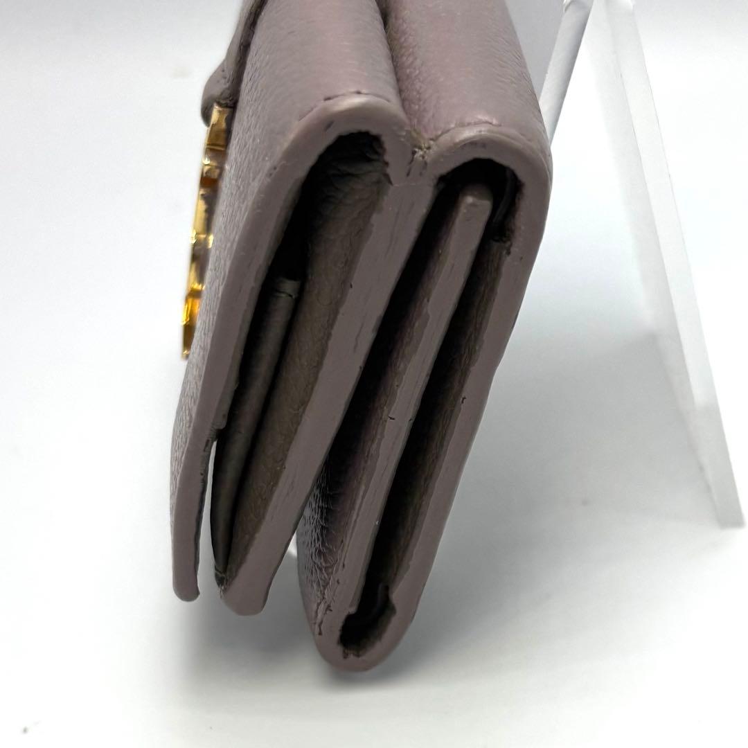 サンローラン 三つ折り財布 グレージュ レザー ゴールドロゴ コンパクトリペア品