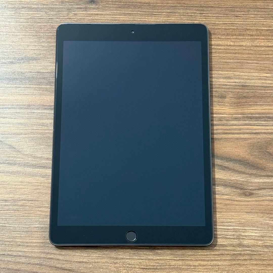 iPad 第7世代 32GB Wi-Fiモデル スペースグレイ