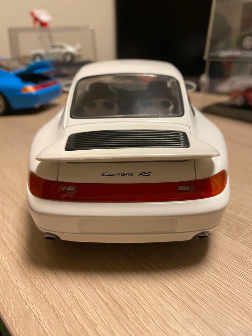 ポルシェ911RS UT 1/18