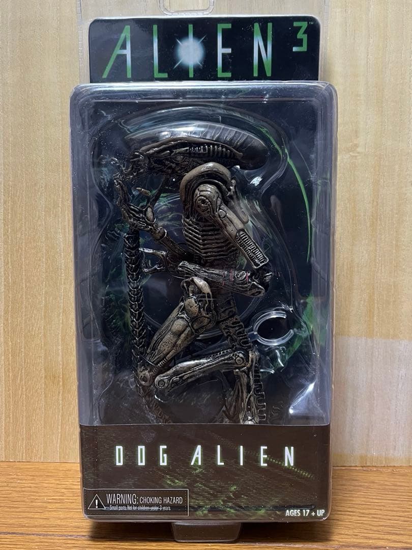 未開封NECA エイリアン アクションフィギュア〈ドッグ・エイリアン〉
