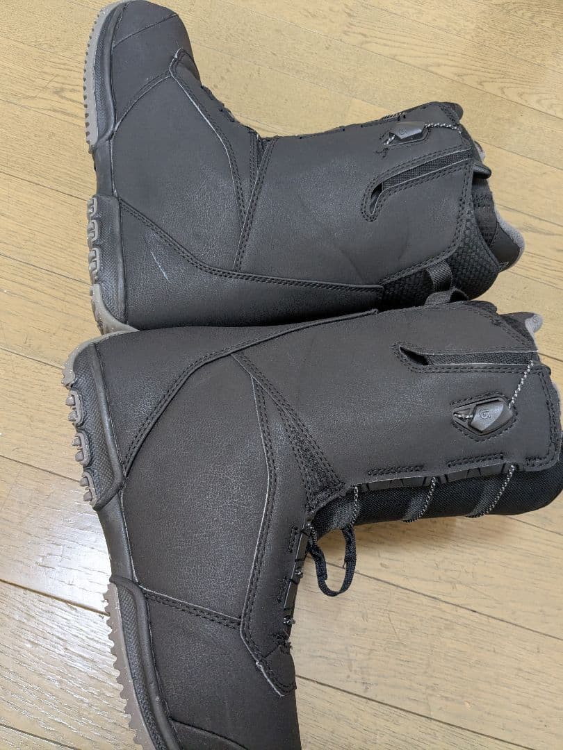 美品　Burton Ruler　アジアンフィット　26.5cm