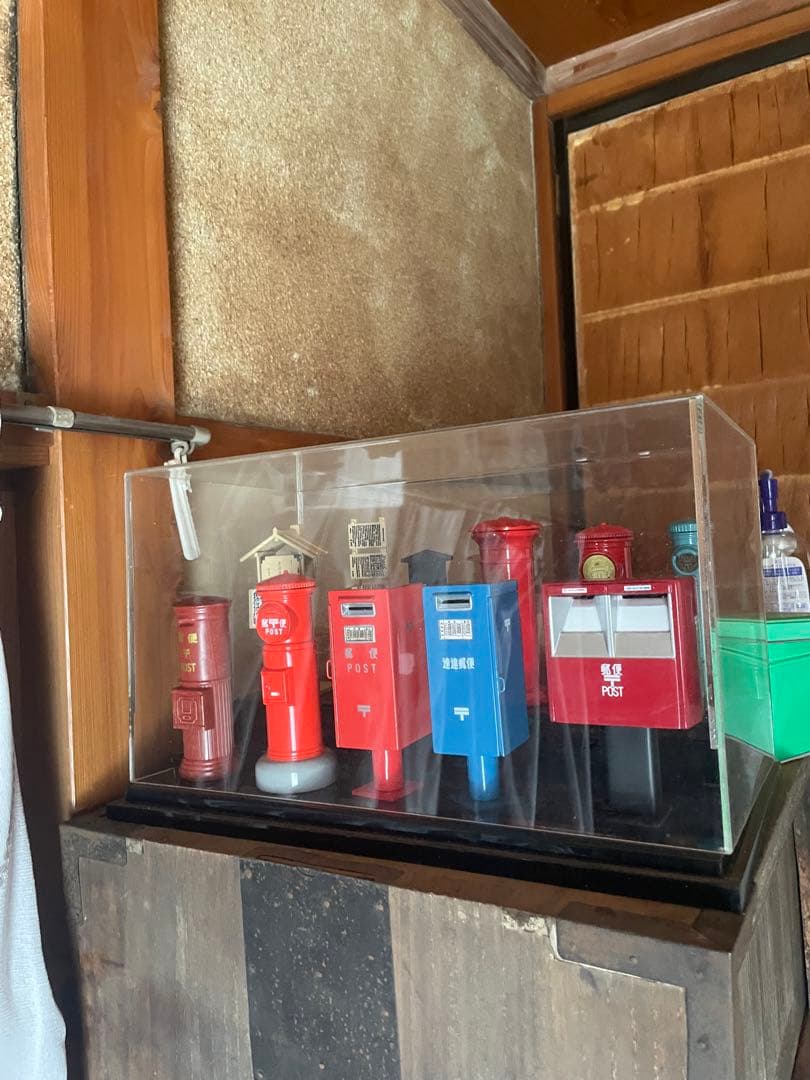 高そうな骨董品