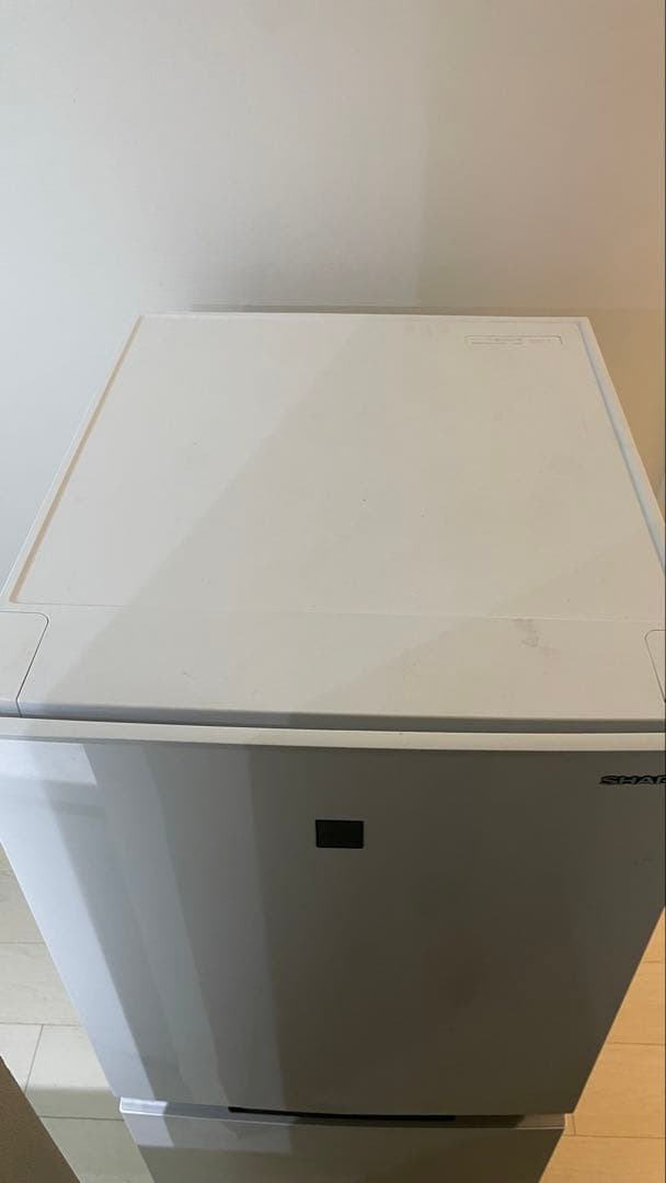 ※サーモン※【2021年製】SHARP ホワイト 2ドア冷蔵庫