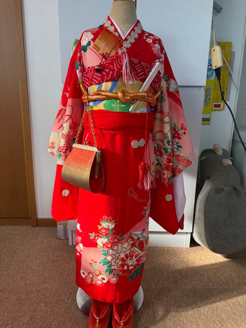7歳七五三着物 赤色 花柄刺繍モチーフ付き　全セット
