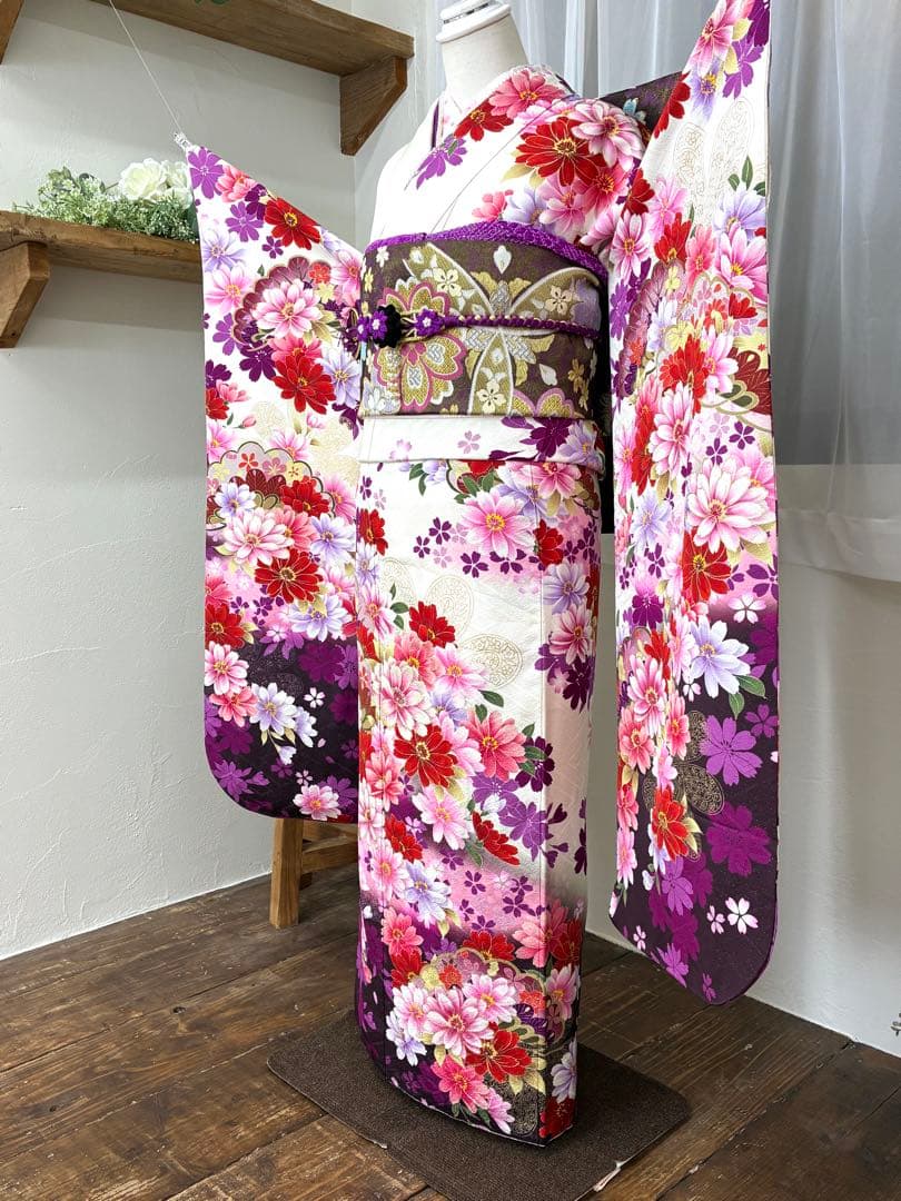 成人式　振袖フルセット　1139 白地　ピンク　紫花柄　正絹　振袖　格安！